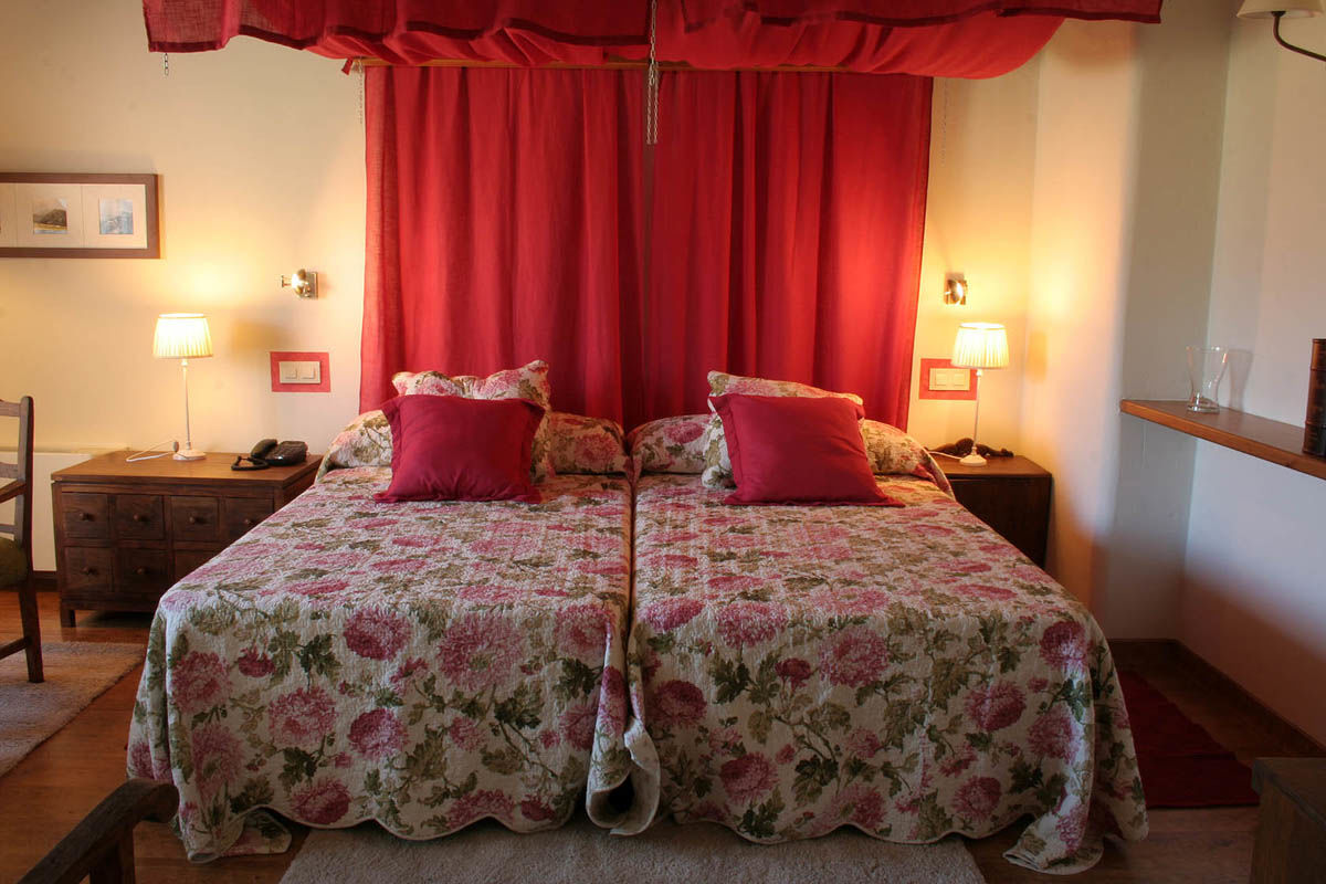 Hotel Llano Tineo Villanueva De La Vera Esterno foto